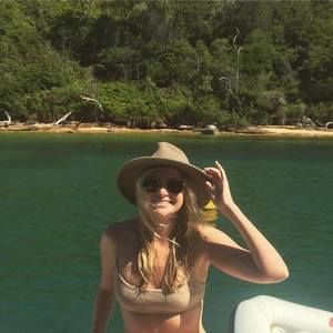 Meet your Posher, Claire